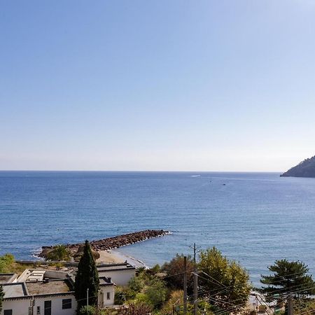 L'Esterel Yourhosthelper ماندوليو لا نابول المظهر الخارجي الصورة