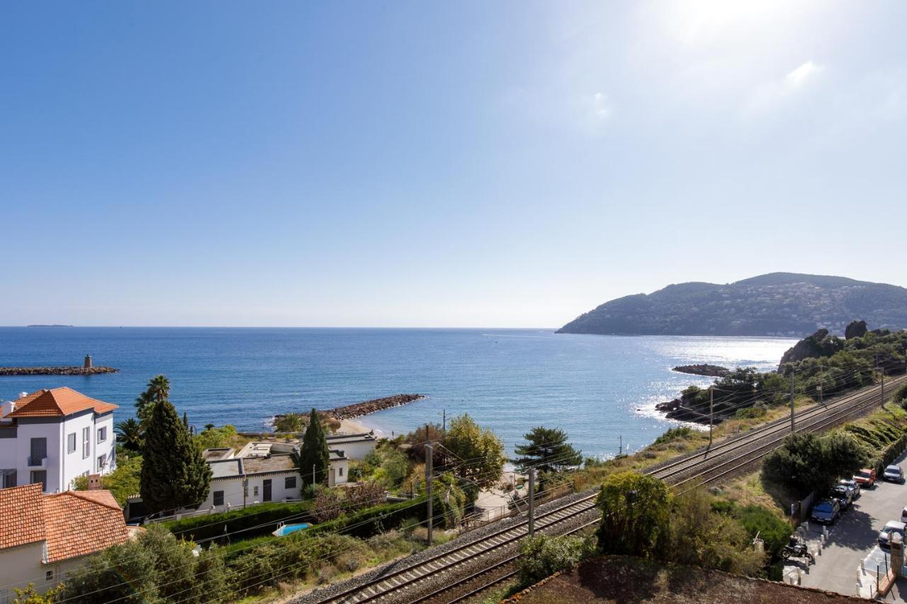 L'Esterel Yourhosthelper ماندوليو لا نابول المظهر الخارجي الصورة