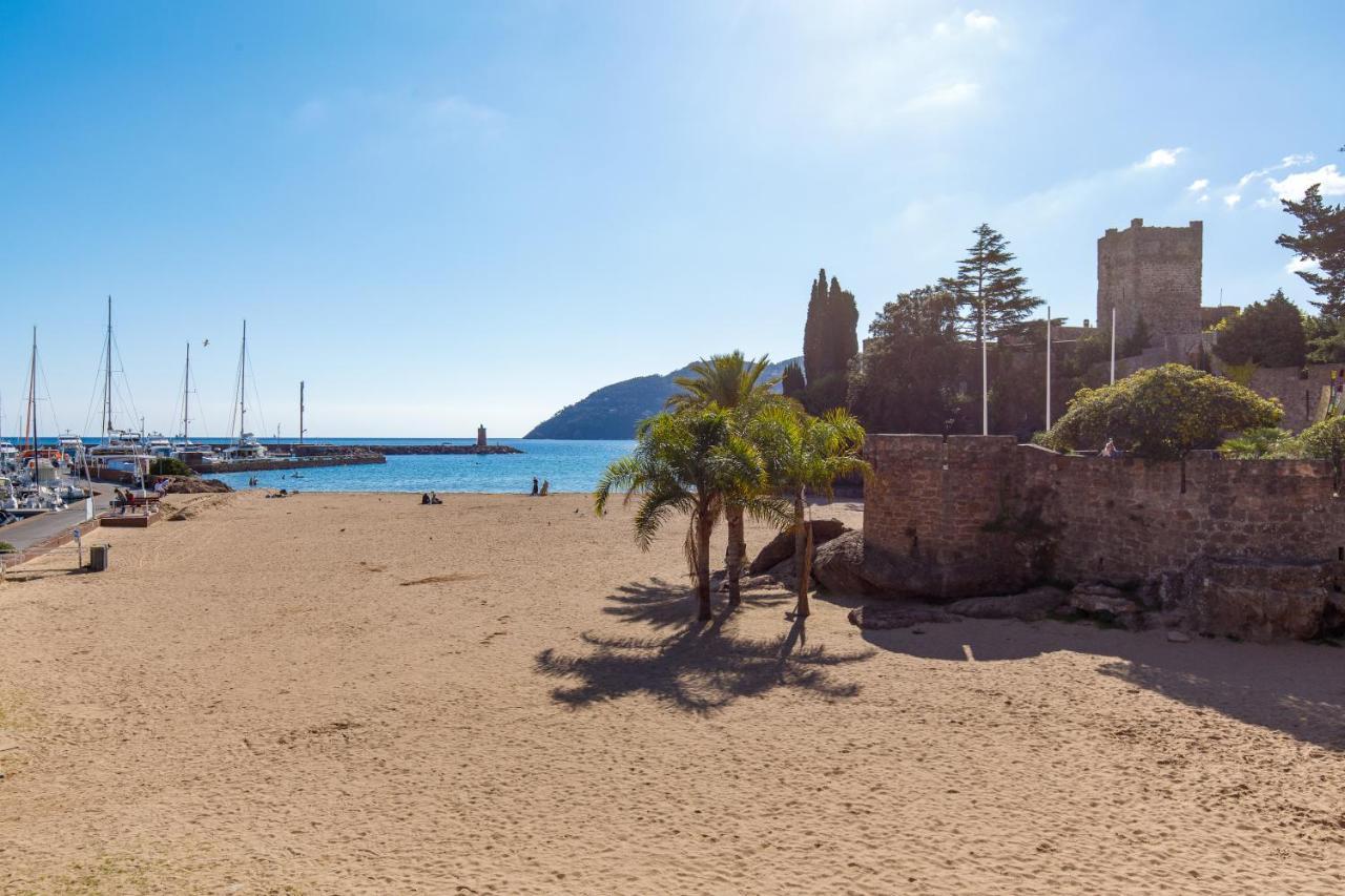 L'Esterel Yourhosthelper ماندوليو لا نابول المظهر الخارجي الصورة